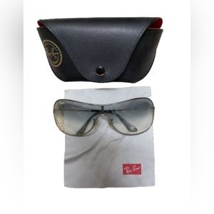Ray-Ban sunglasses 100% UV Protection With case and cleaning cloth